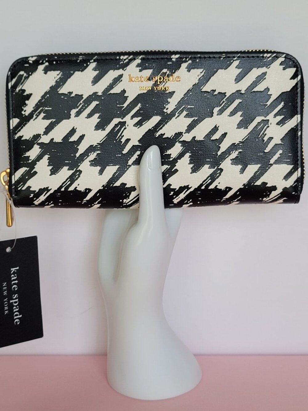 KATE SPADE Morgan Painterly Houndstooth Zip-Around Wallet- Black Multi⭐